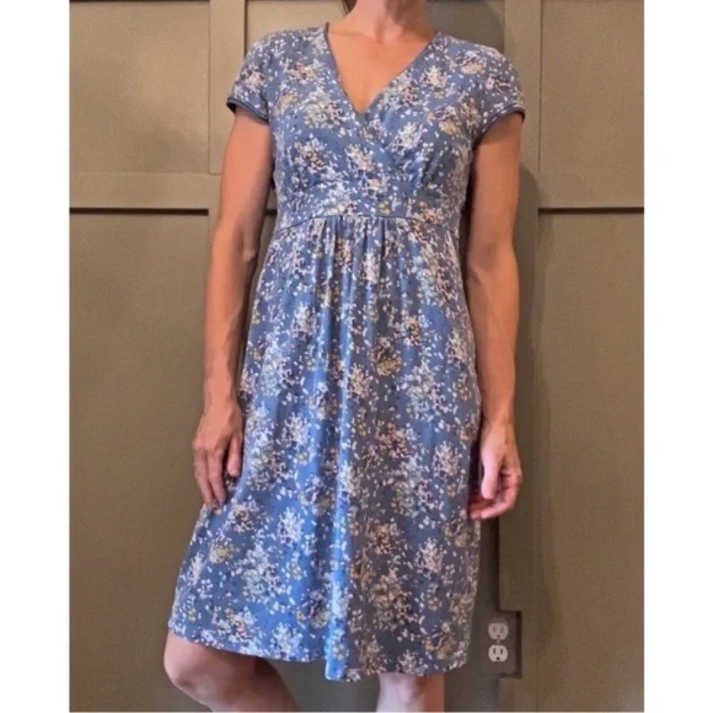 Boden Stretch Jersey Short Sleeve Dress Surplice V-Neck Blue Floral Size 8P